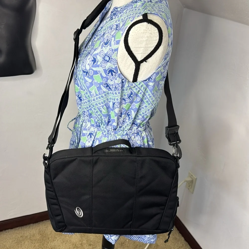 Timbuk2 Black Nylon Laptop Bag Messenger Bag Crossbody TOT9356A